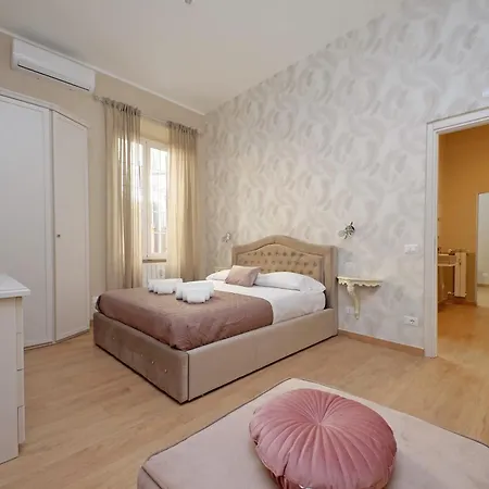Julius House-3