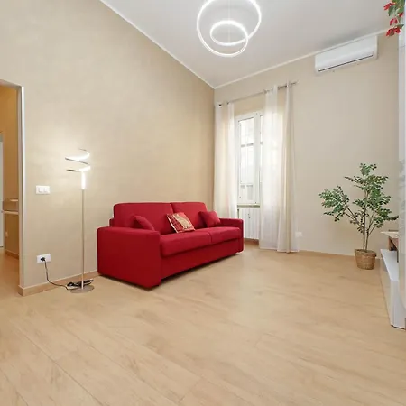 Julius House-2
