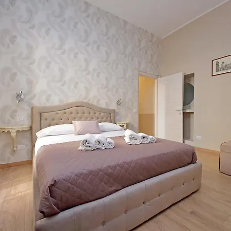 Julius House-3